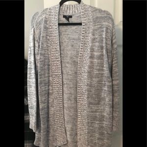 Sweater that pairs great with jeans.